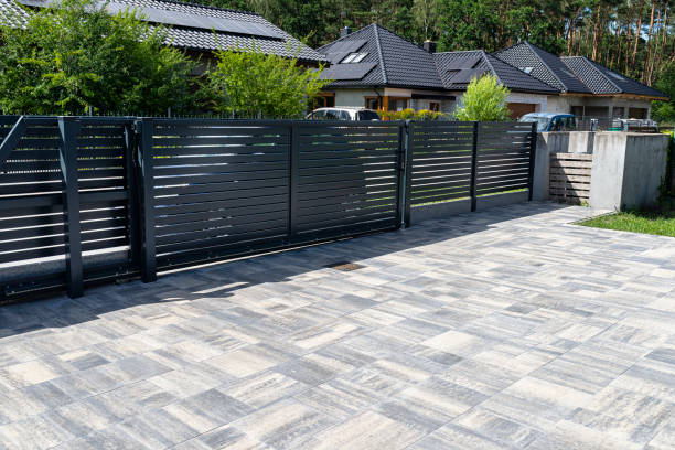 Best Interlocking Driveway Pavers  in Paxton, IL